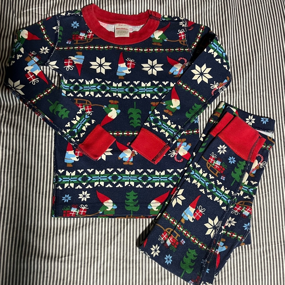 Hannah Anderson gnome pajama set